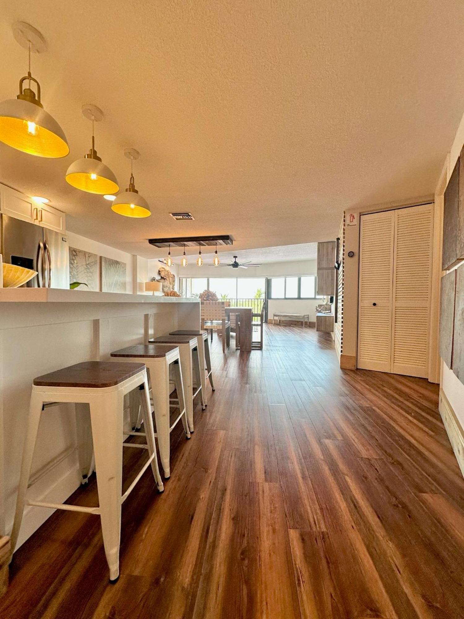 Apartment Tower 2 Master Suites, 2 Kings Beds, Marina Key Largo