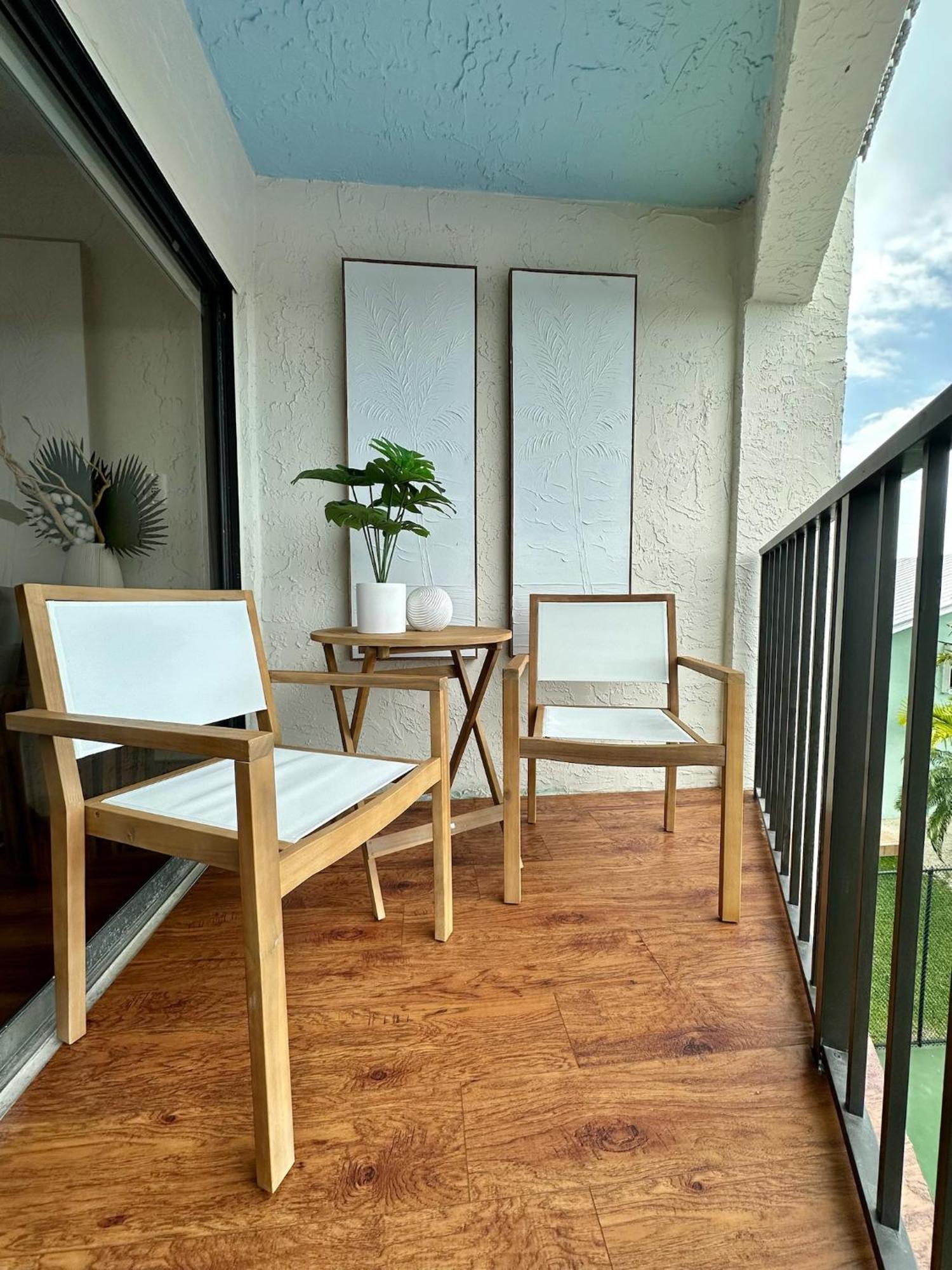 Apartment Tower 2 Master Suites, 2 Kings Beds, Marina Key Largo