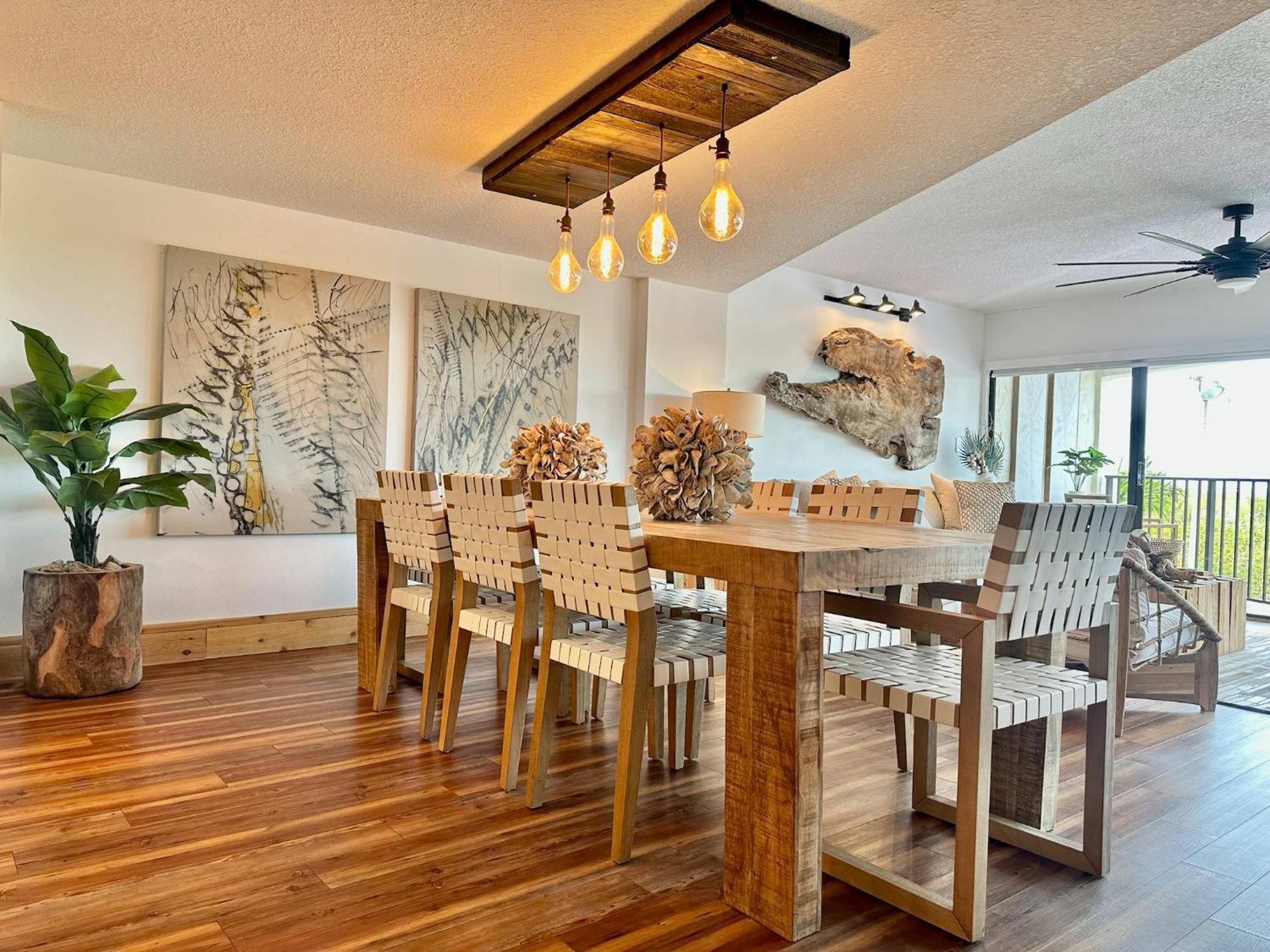 Tower 2 Master Suites, 2 Kings Beds, Marina