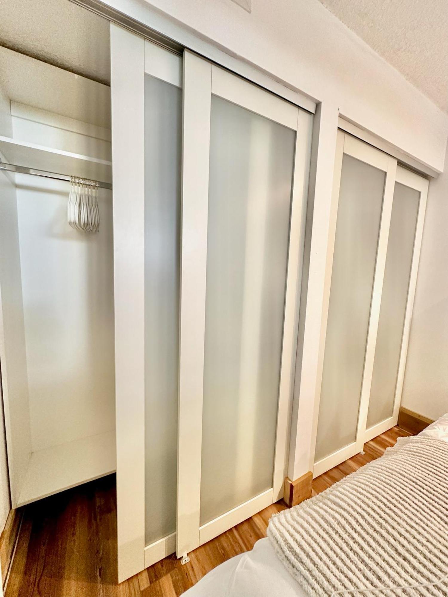 Tower 2 Master Suites, 2 Kings Beds, Marina