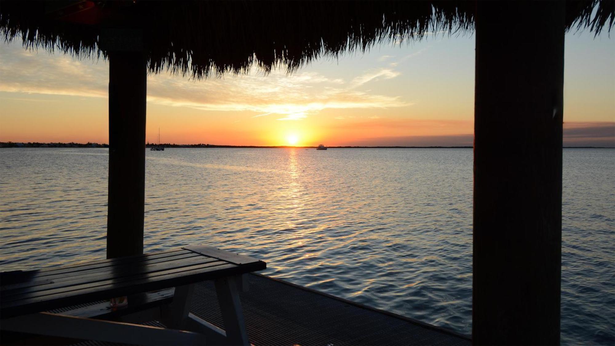 A409 Moon Bay * Key Largo