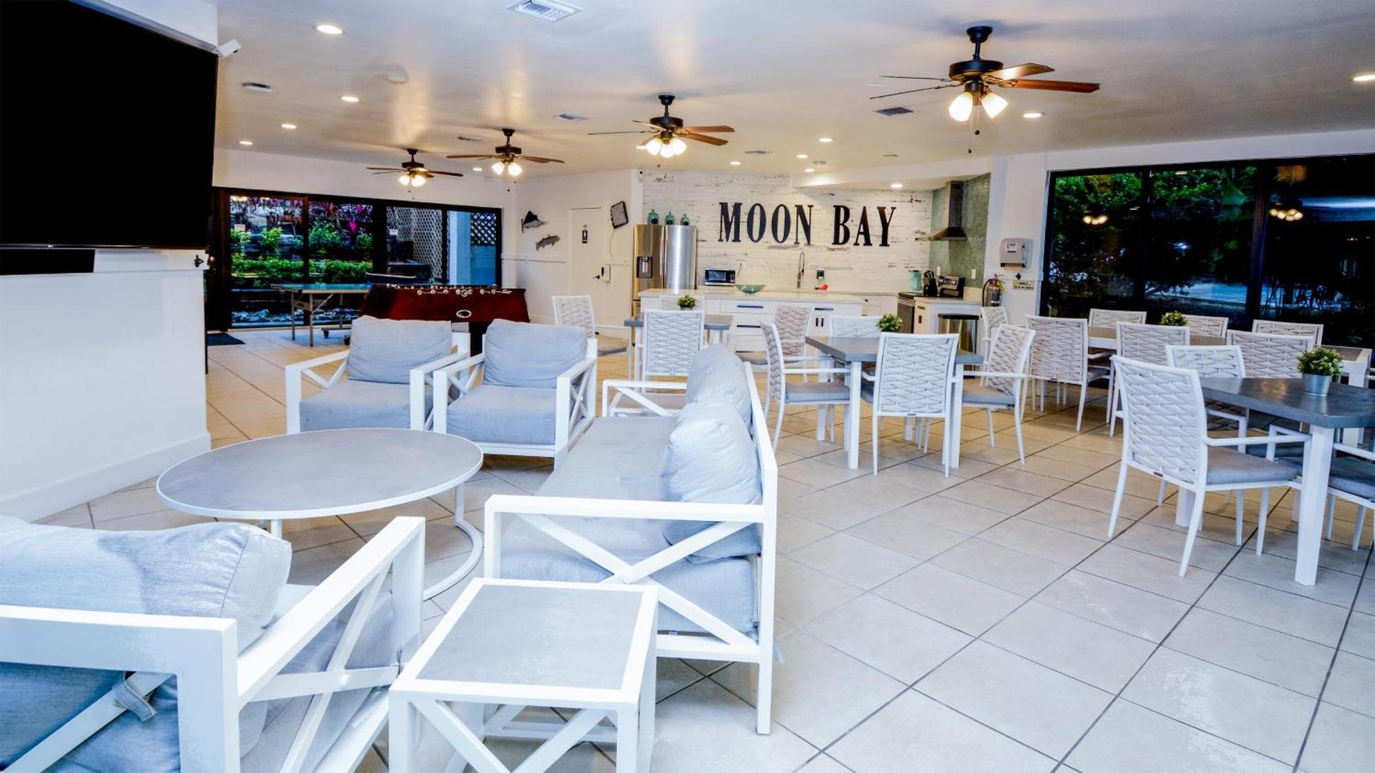Holiday home A409 Moon Bay