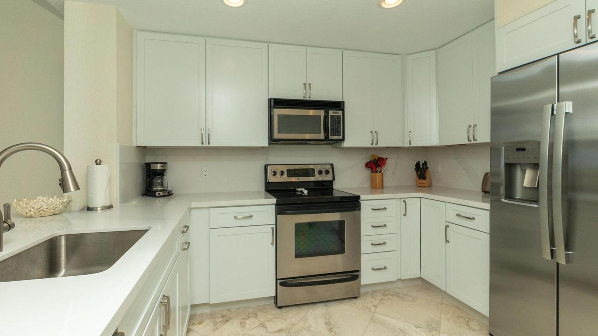 408 Mariners Club Oceanfront Key Largo