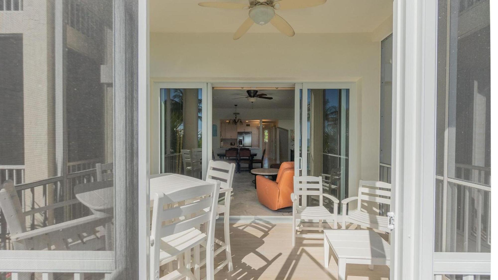 408 Mariners Club Oceanfront Key Largo