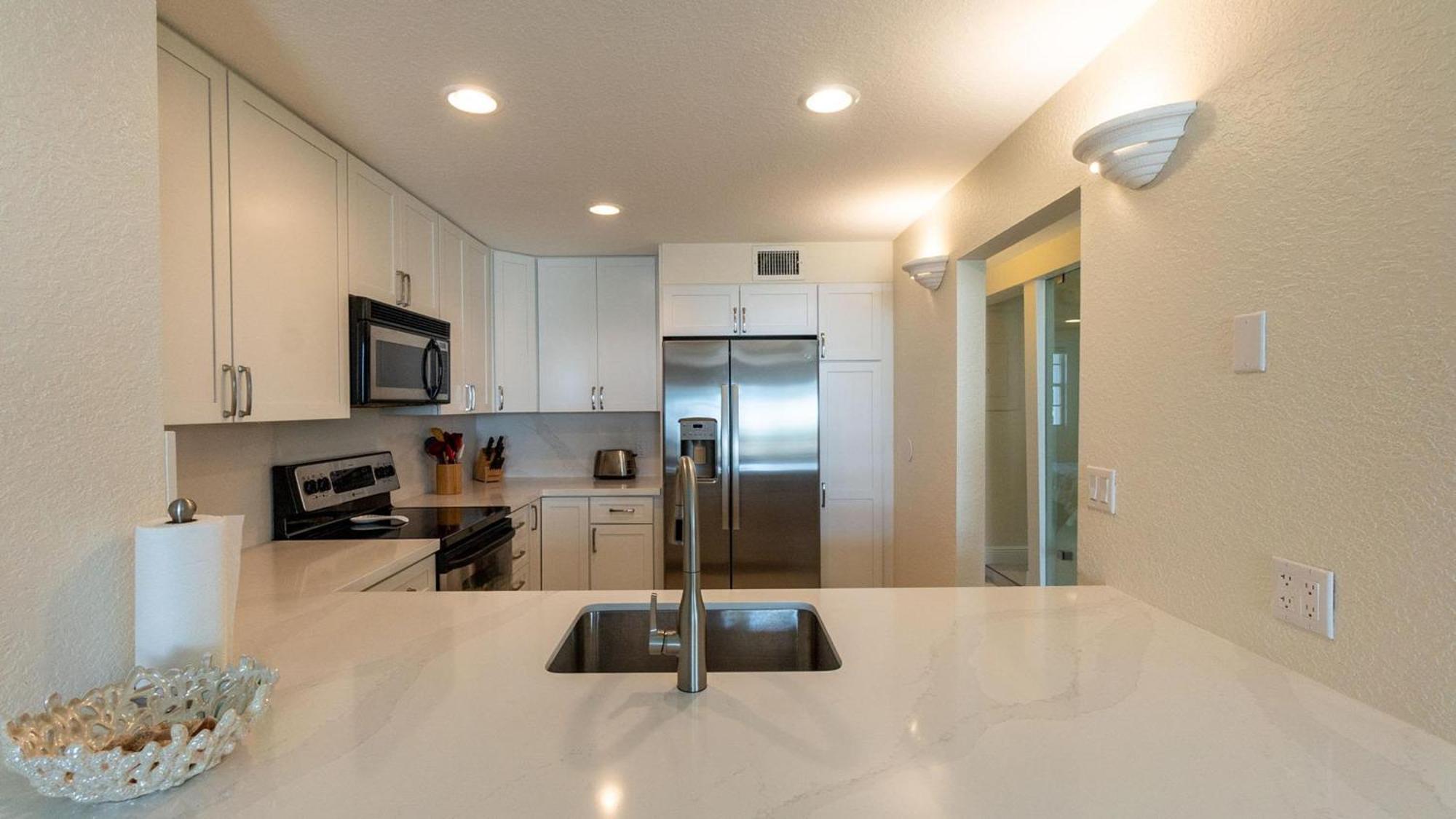 408 Mariners Club Oceanfront