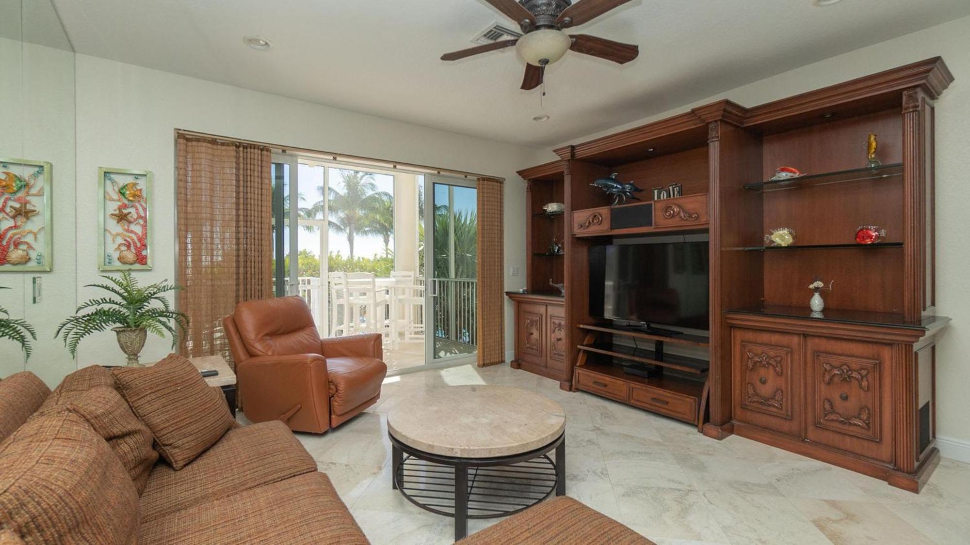 Apartment 408 Mariners Club Oceanfront Key Largo