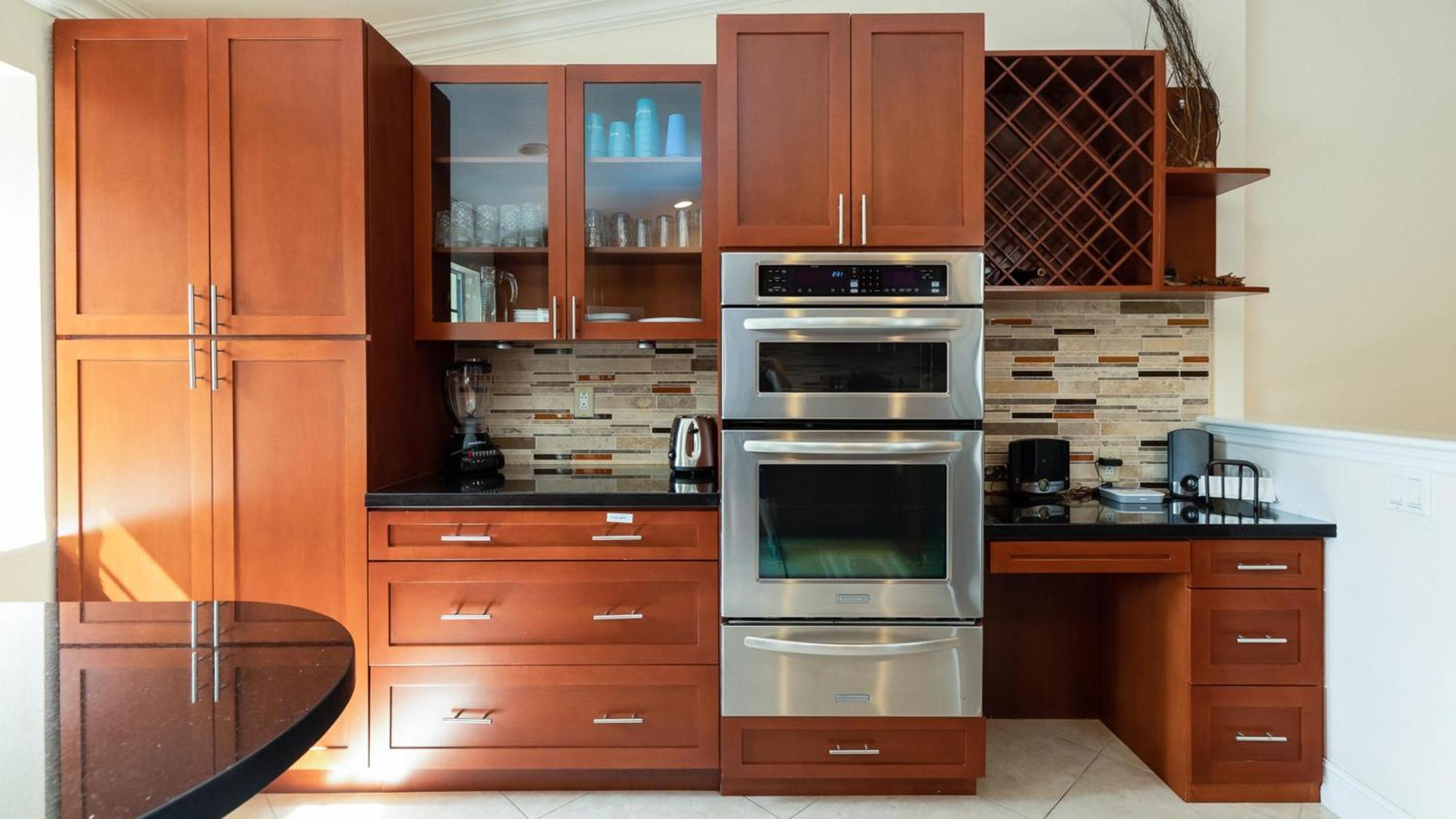 Apartment 809 Mariners Club