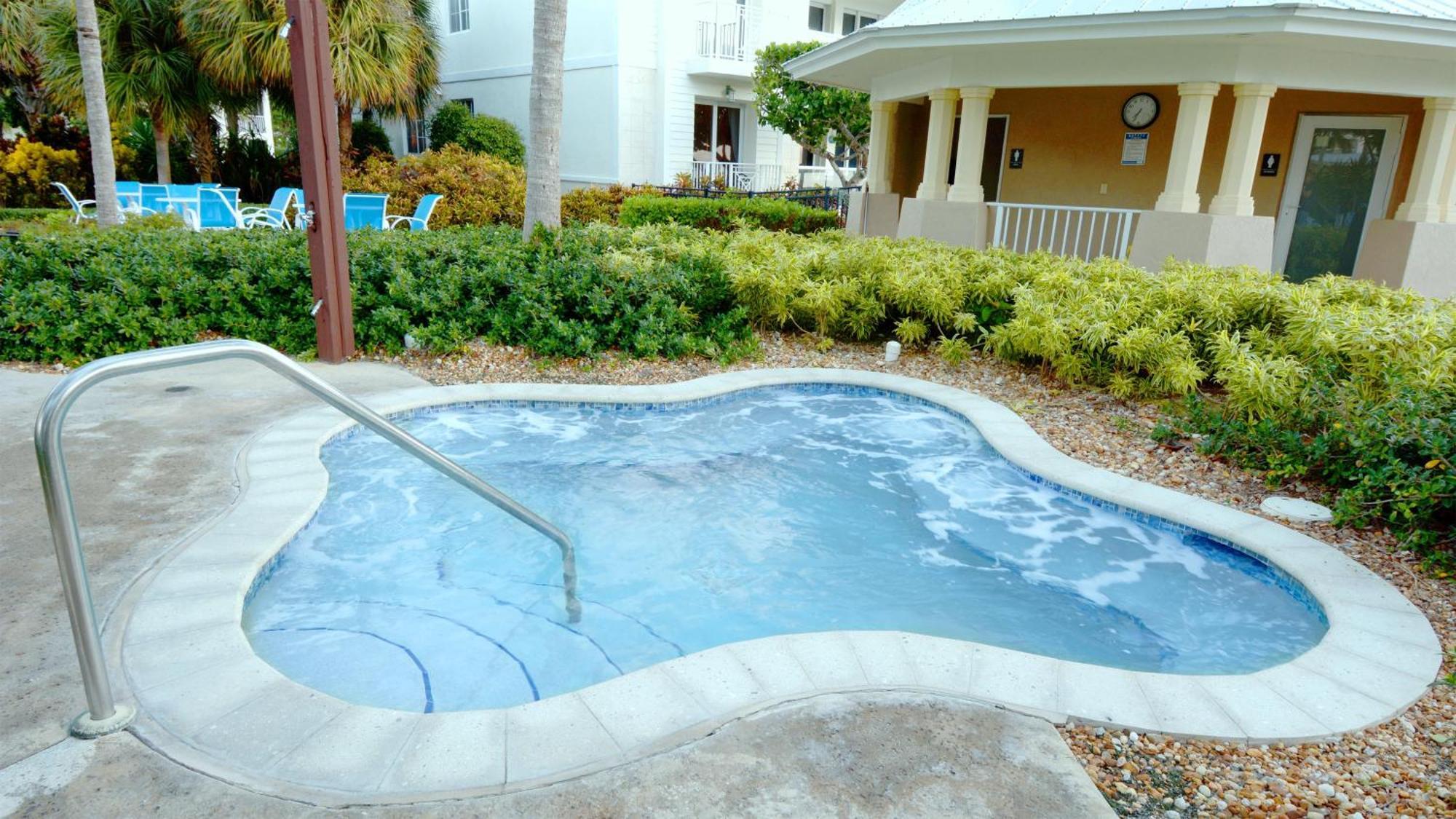 802 Mariners Club Apartment Key Largo