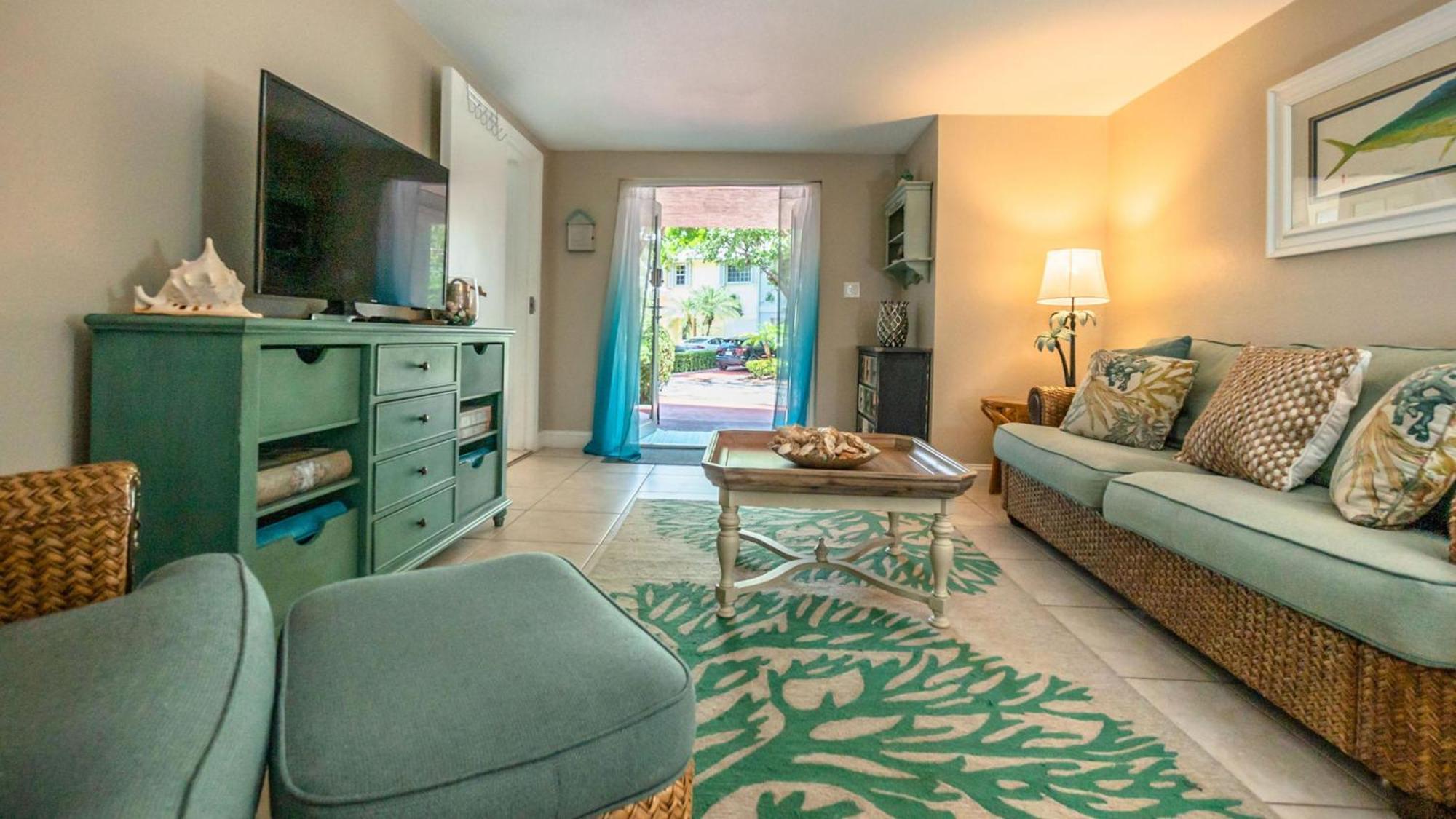 701 Mariners Club * Key Largo