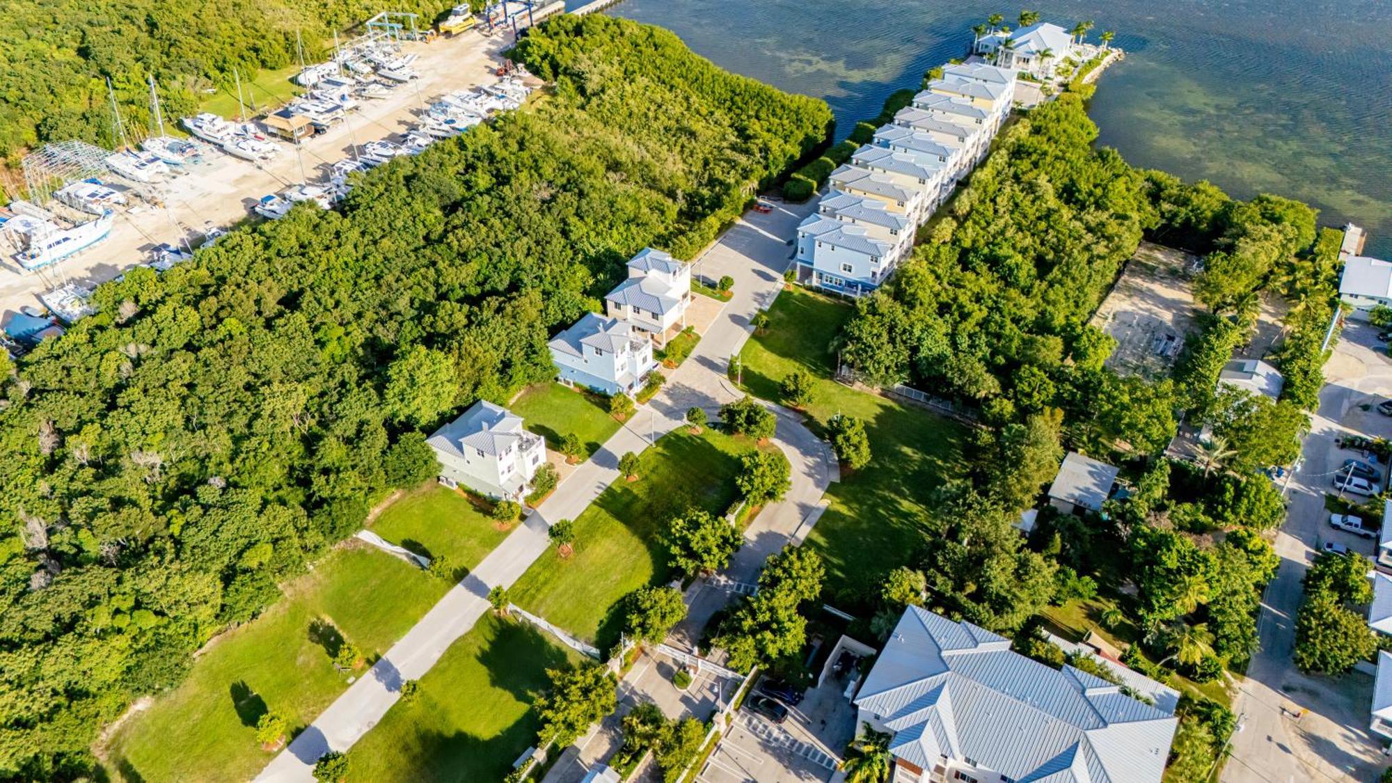 Sea Haven With Privileges Holiday home