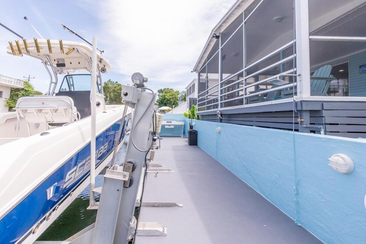 Fully Remodeled 3 Bedroom Waterfront With Boat Dock And Boat Lift * Key Largo