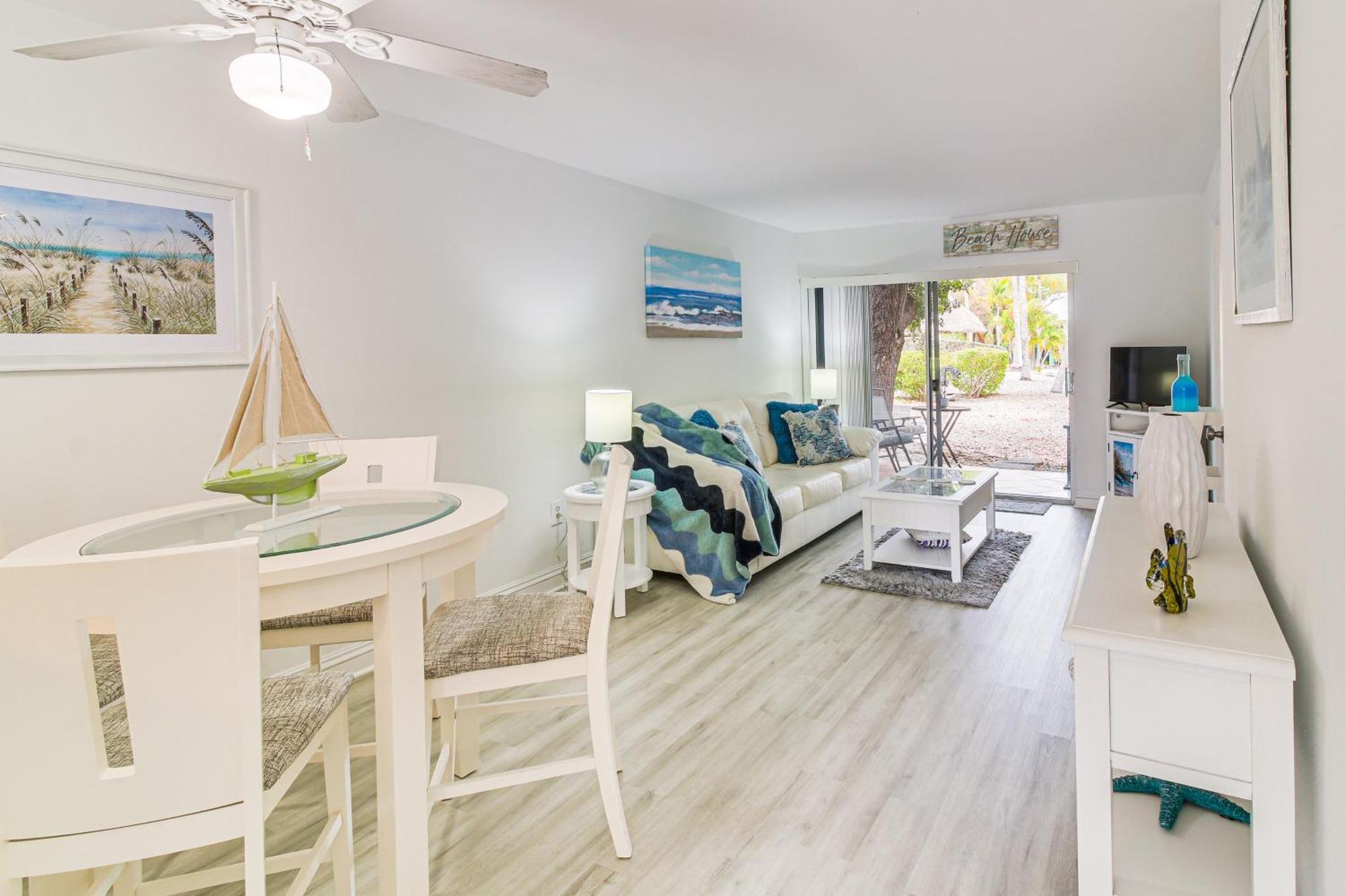 Marina And Pool Access On-site Escape Apartment *
