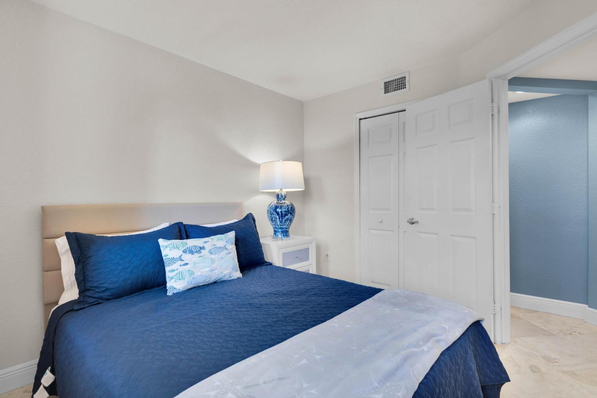 Deja Blue At Mariner's Club, 2 Pools, Fitness Center, Marina And Key Largo