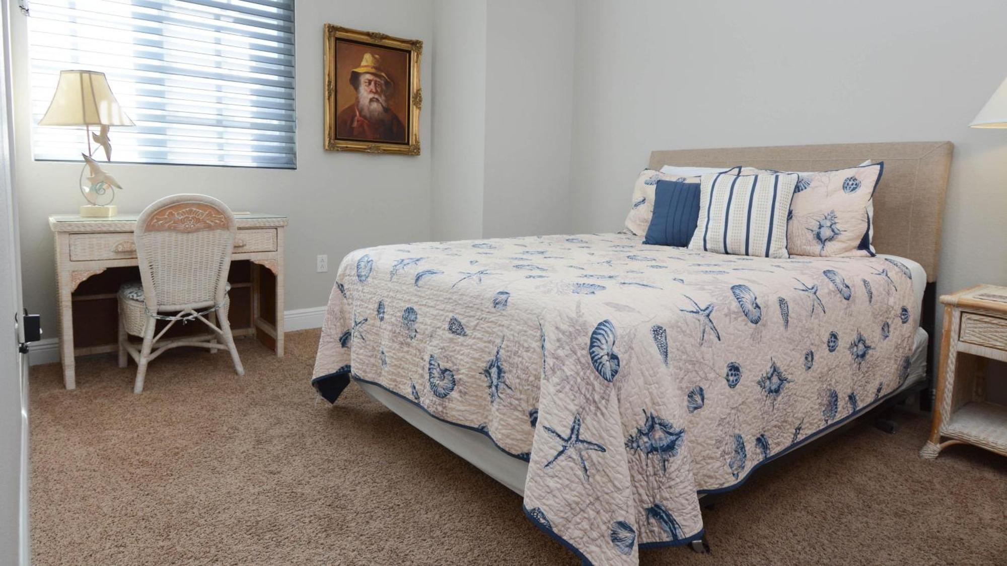 207 Mariners Club Apartment