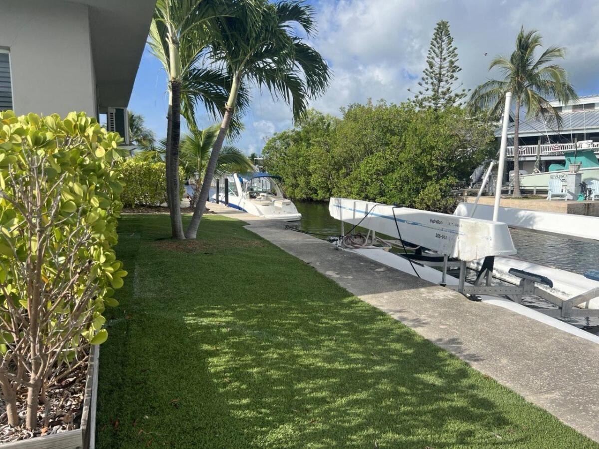 Waterfront 3 * Key Largo