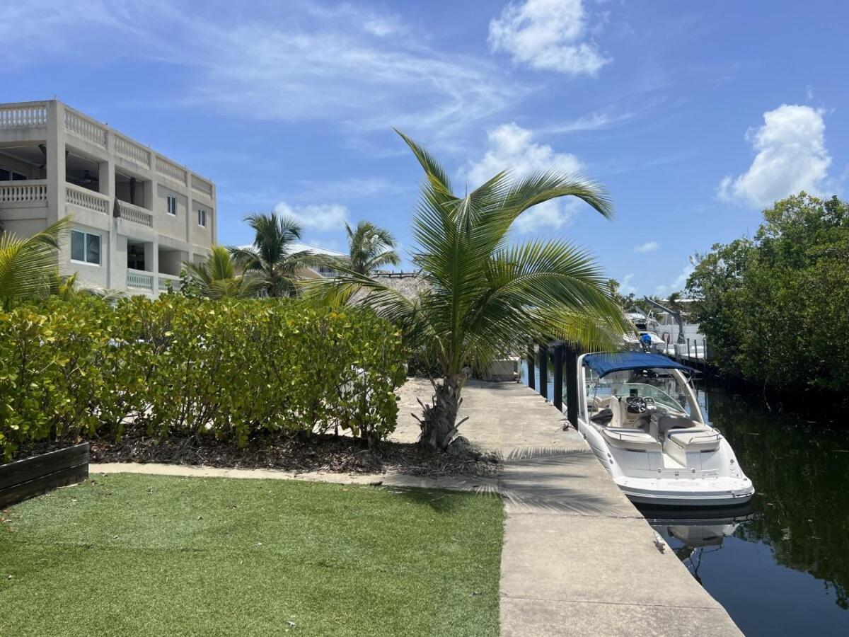 Apartment Waterfront 3 *