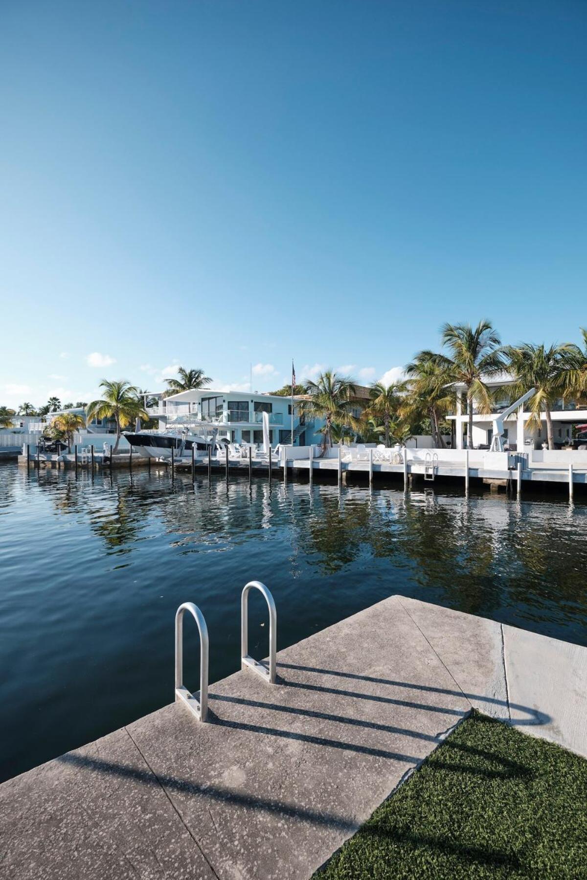 Waterfront 5 Key Largo