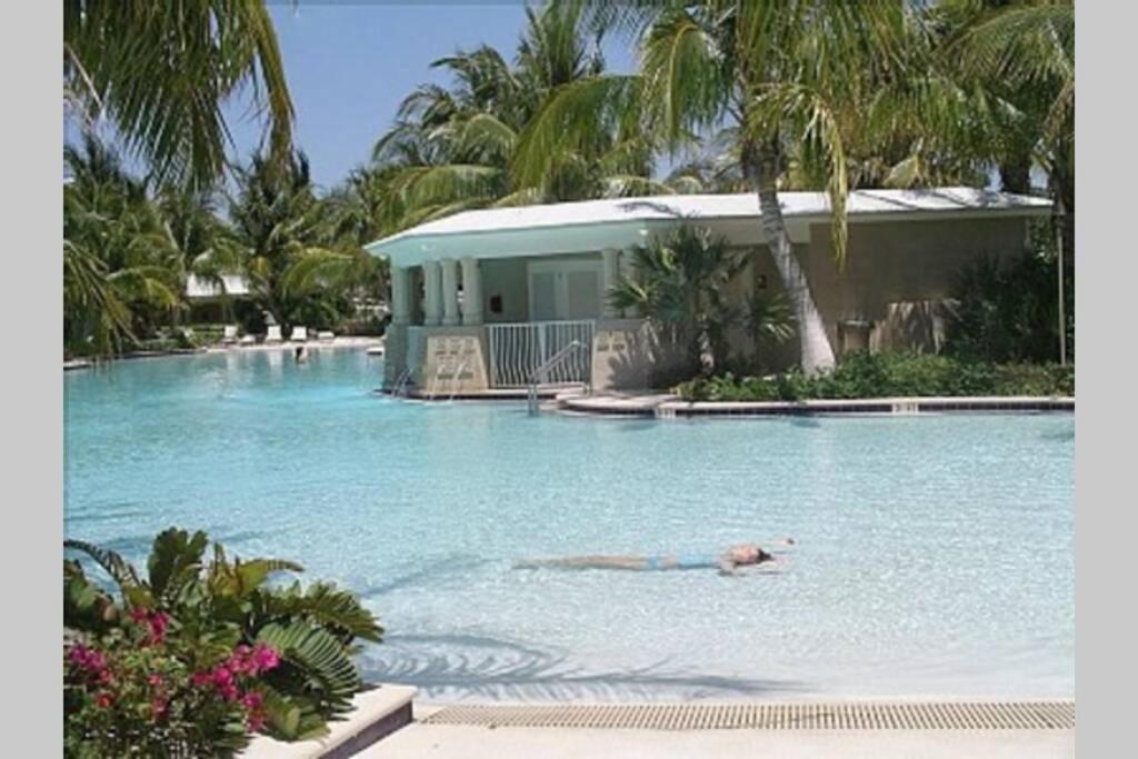 Licensed Mgr - Luxurious Oceanfront W/stunning Views - Upscale Oceanfront Resort! Holiday home *