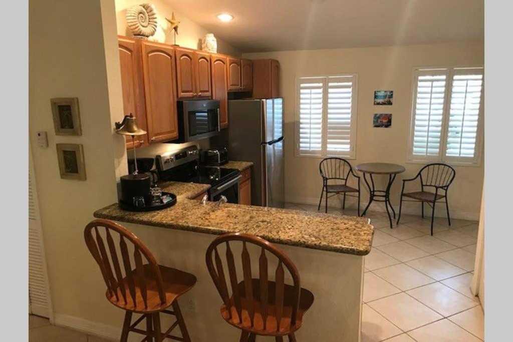 Licensed Mgr - 4/3.5 Modern - Key Largo's Upscale Oceanfront Destination! Key Largo