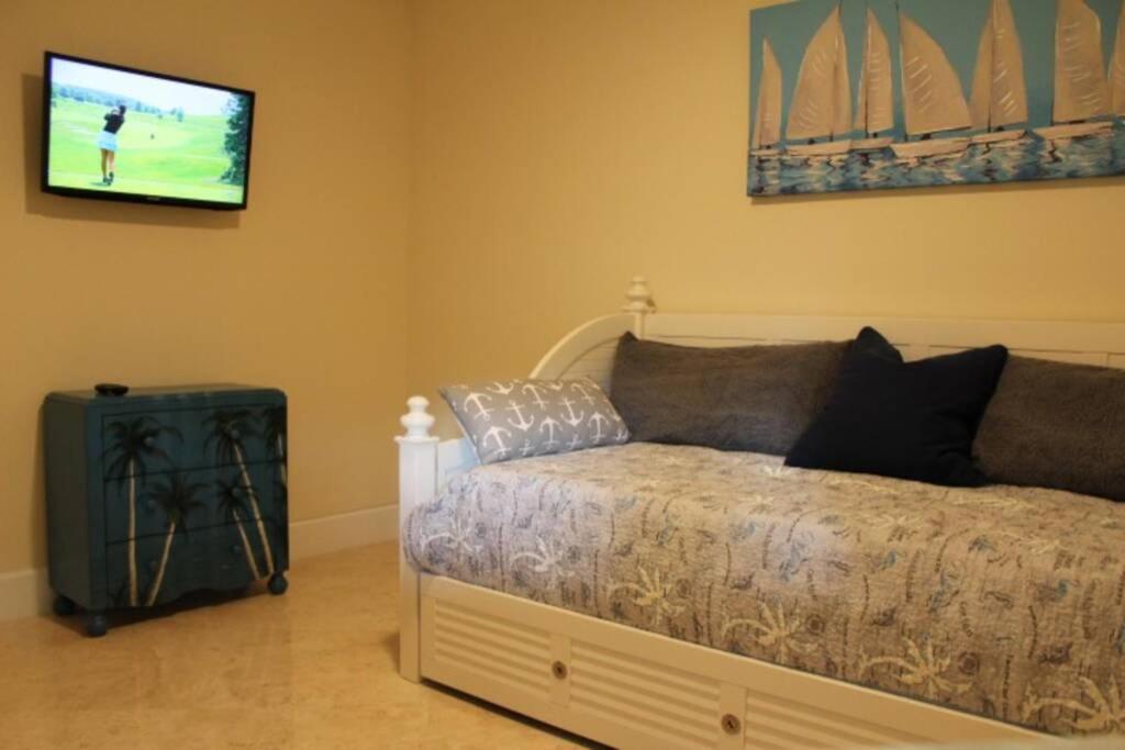 Holiday home Licensed Mgr - Luxurious Oceanfront W/stunning Views - Upscale Oceanfront Resort!