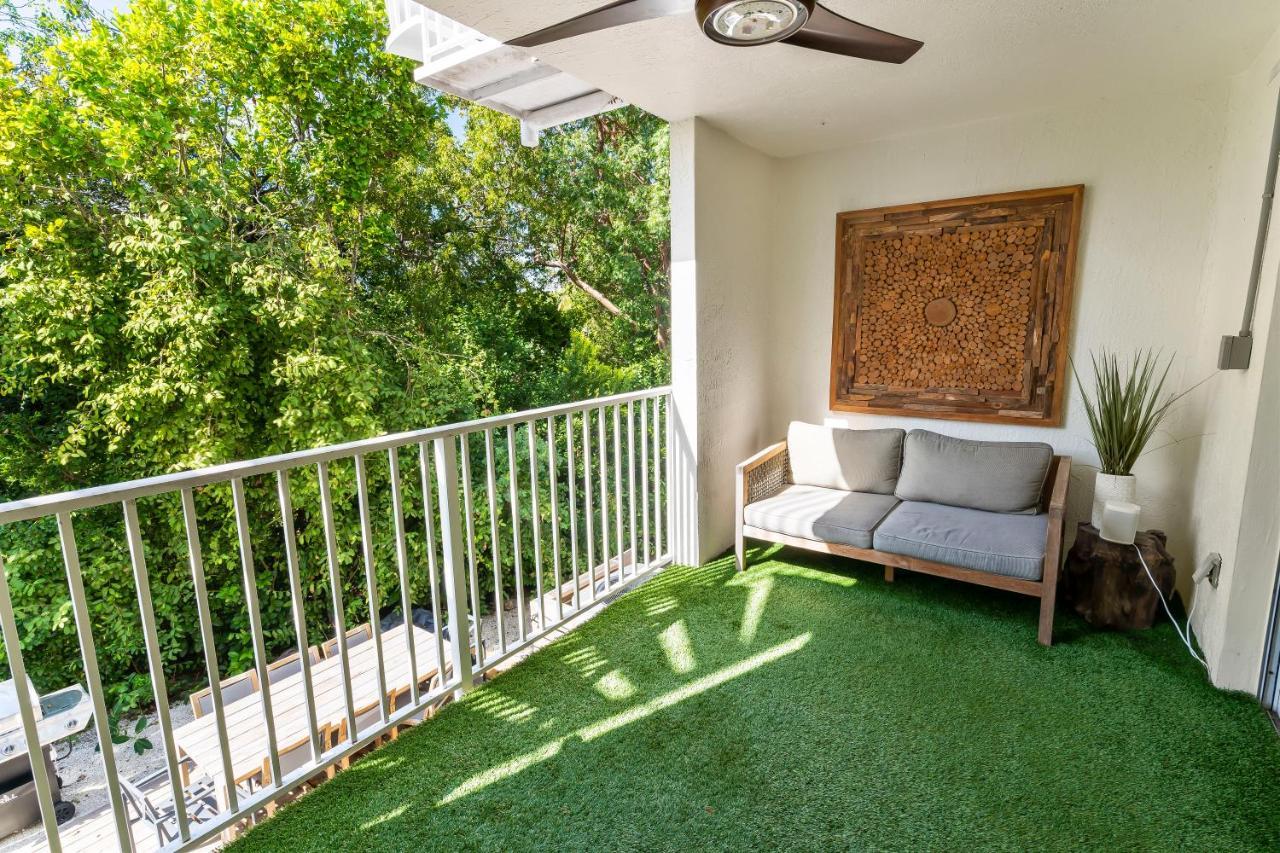 Apartment Mariners Perfect For Two Families, In-laws Quarters *