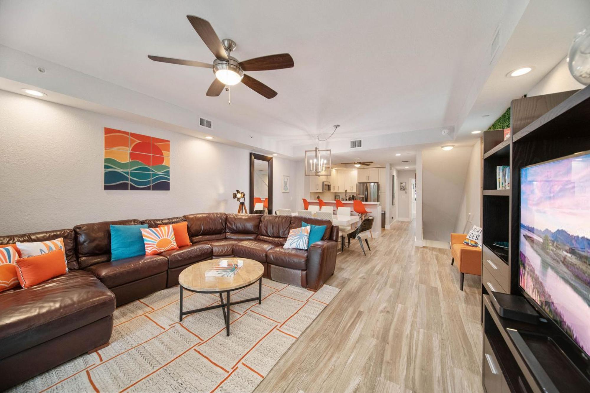 Holiday home Vacay Vibes-2 Pools, Pickleball, Coffee Bar, 2 Jacuzzis, Food Truck Key Largo
