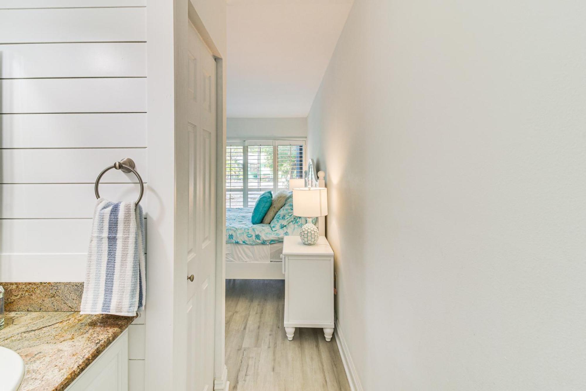 Apartment Marina And Pool Access On-site Escape