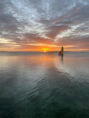 Hotel Bahia Bay 3*